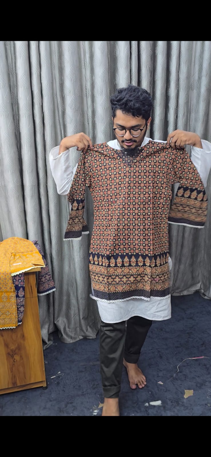 S 4650 PAKISTANI SHORT KURTI