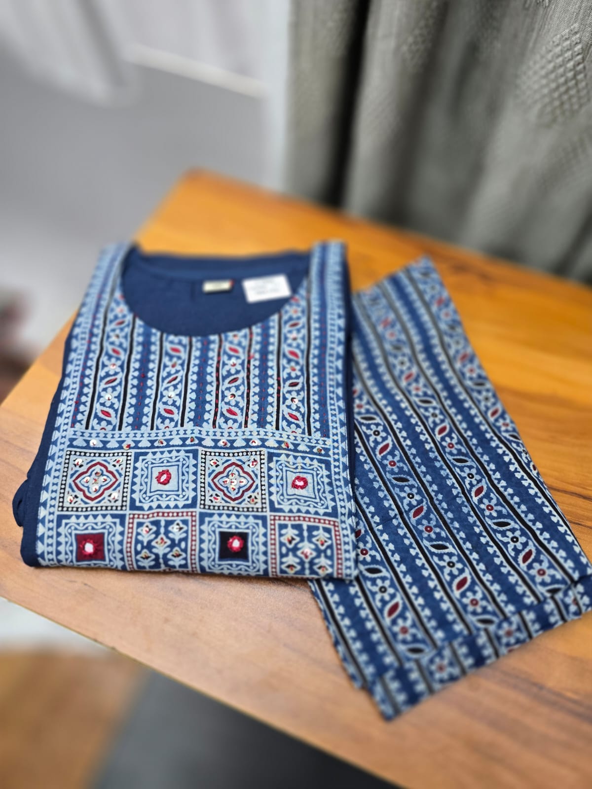 S 3500 3 PIECE READYMADE CHUEIDHAR
