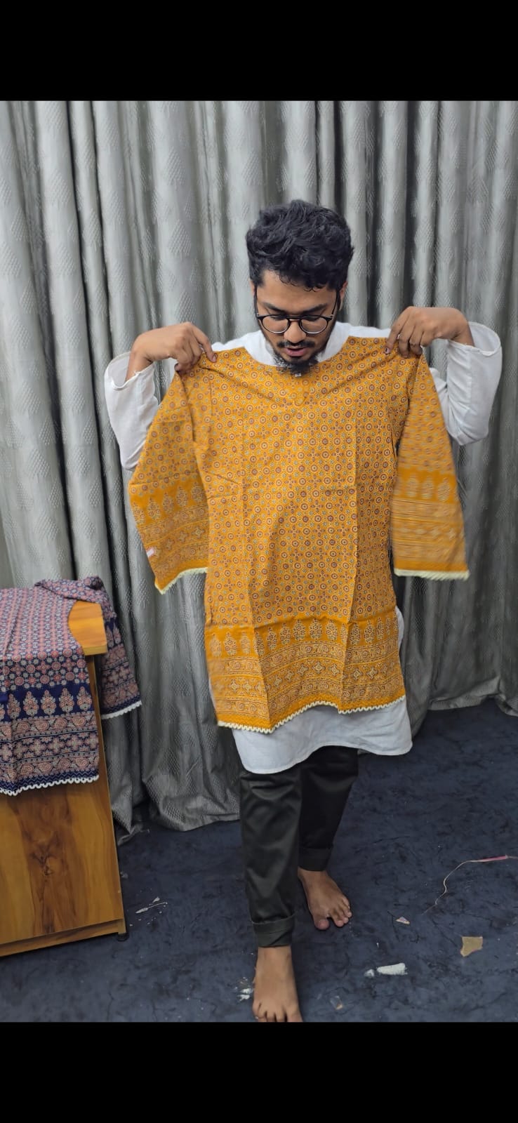 S 4650 PAKISTANI SHORT KURTI
