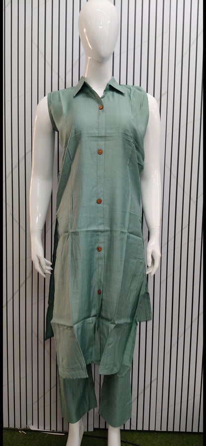 Vertican sleeveless cord set