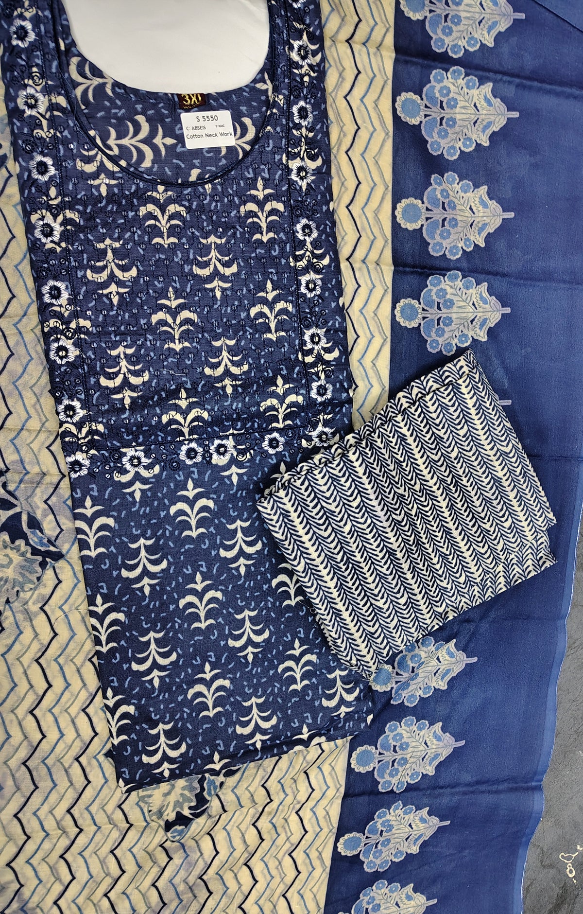 S 5550 CHURIDHAR SET