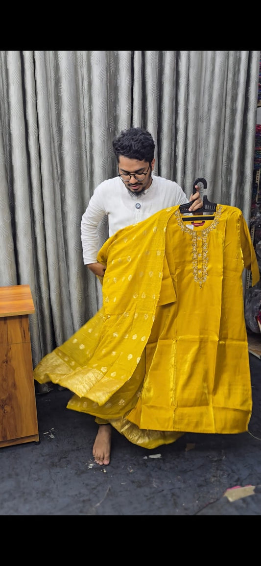 S 3543 3 piece churidhar